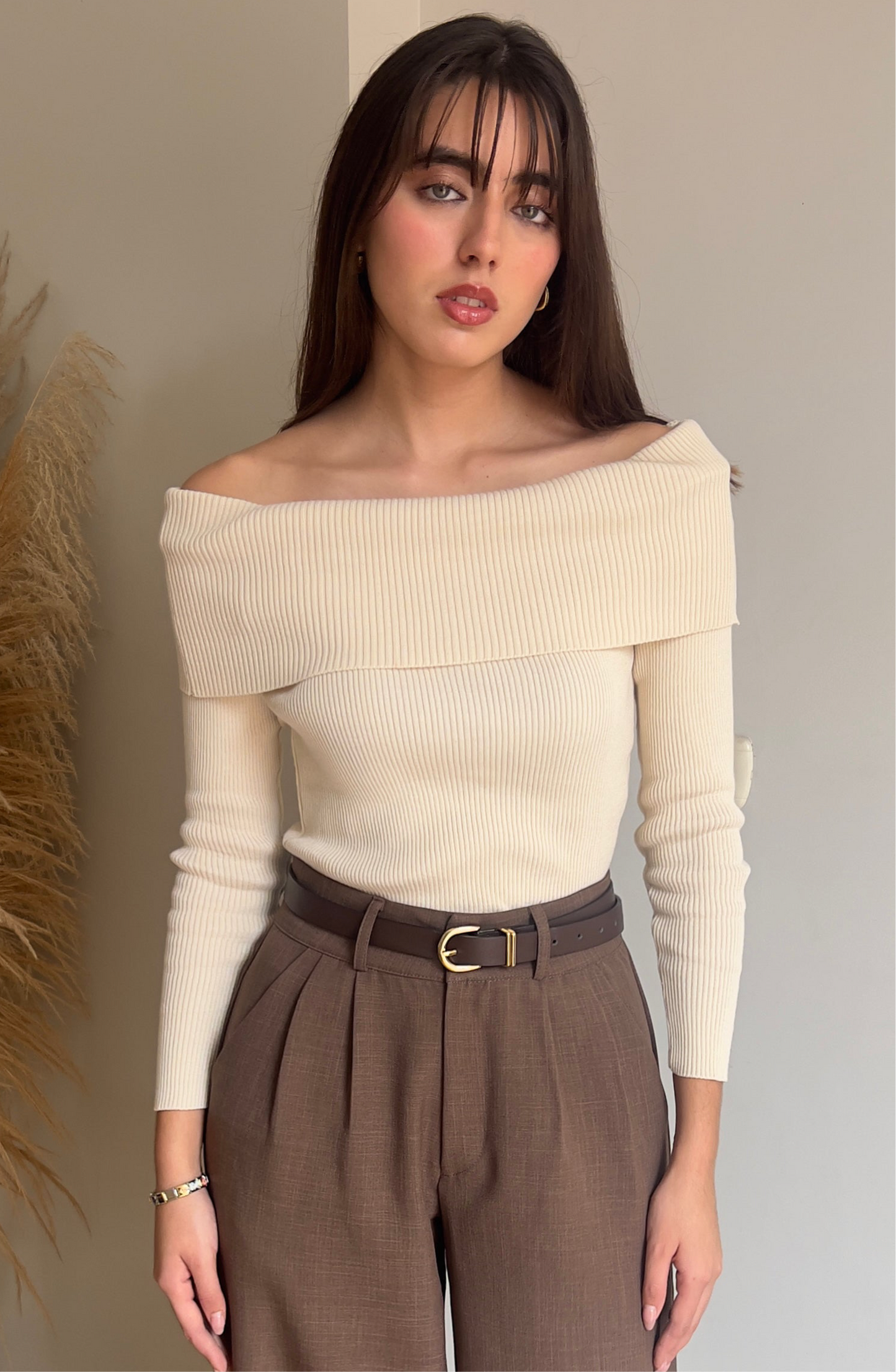 Polo off shoulder